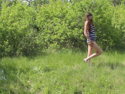 My wife cannot stop herself from toying her cunt while outdoors