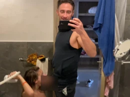Girlfriend sucks me off while she is drying her hair