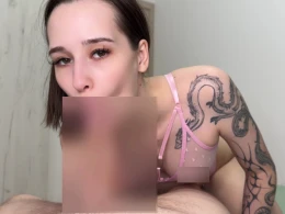 Her New Manicure Leads to Hot Bedroom Fucking 🤭🥒