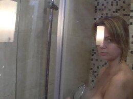 My babe sucks me off in the bathroom like a goddess