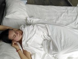 Watch Me Get Wild as I Pleasure My Moist Cunt on the Bed  💦💦