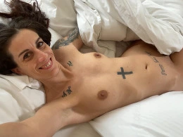 Horny MILF morning pussy fingering