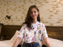 No Way You'll Last Seeing This Brunette's Incredible Boobs! 👄🔥