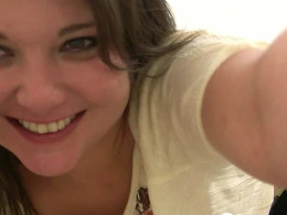 Caught Mom’s Curvy Coworker Masturbating on Video