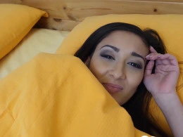 Can’t Start My Day Without Fingering My Pussy Awake 😈😍