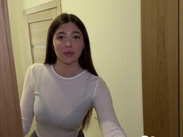 Sexy Brunette Real Estate Agent Shows More Than Just the Apartment 💦☺️