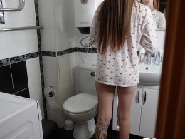 Caught by Stepsister, She Plays with My Cock After Peeping 👀😇