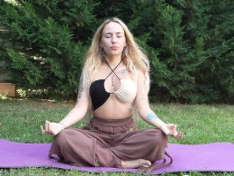 Yoga Session with Two Girls & One Guy Turns into Wild Threesome