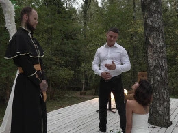 Priest Supposed to Marry Us Ends Up Fucking My Fiancée