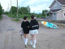 SUP Dude At The Lake Fucked Two Hot Babes Right On The Beach