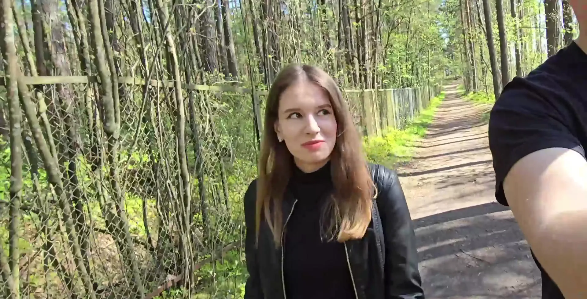 Vacation Trip Pause For Passionate Forest Quickie By The Road!